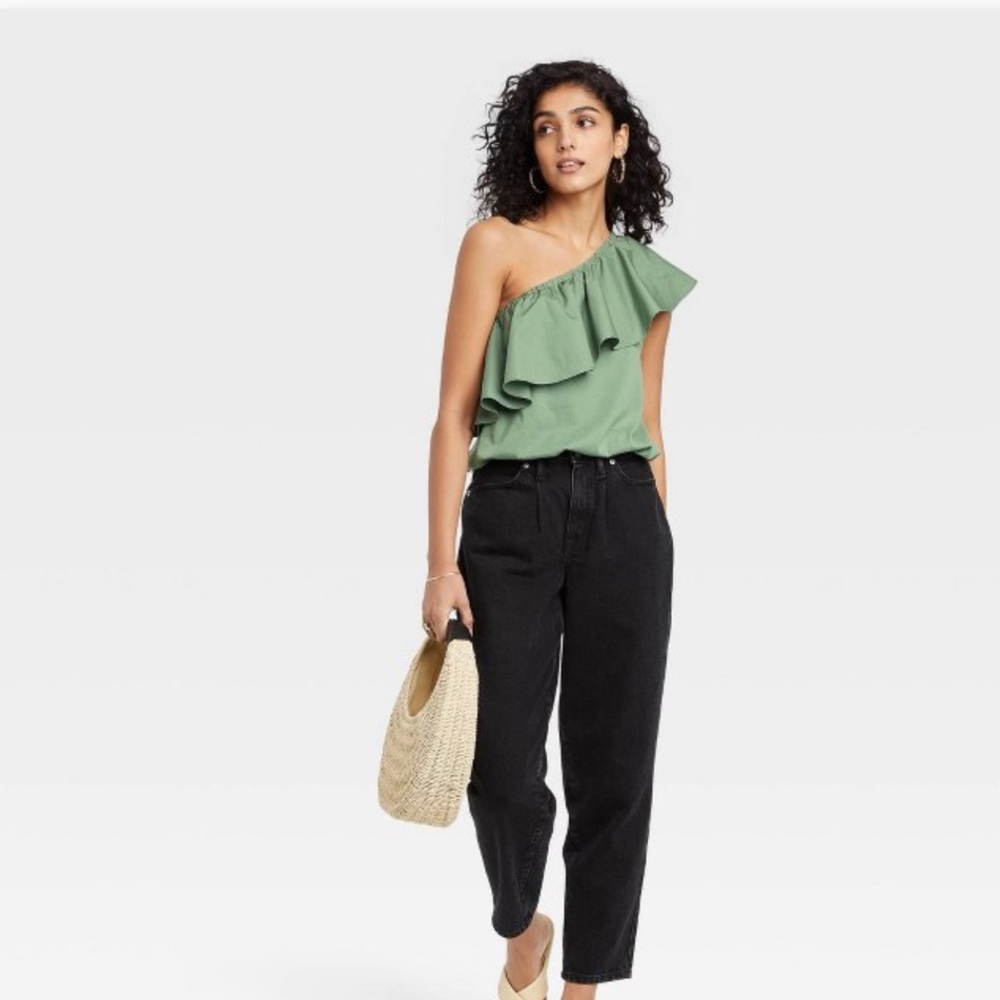 One Shoulder Top